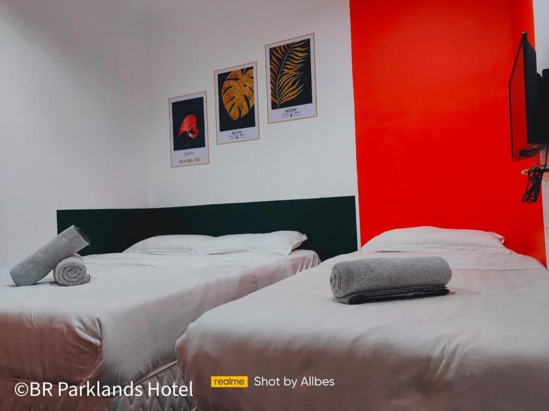 Br Parklands Hotel Кланг Экстерьер фото